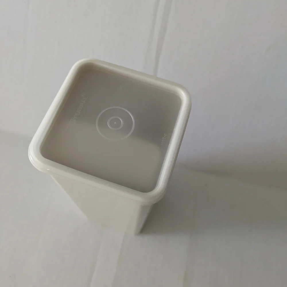 Tupperware Cream Food Storage Container. Made For Velveeta/Cheese.